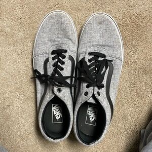 Like new vans men’s size 12. Never worn.